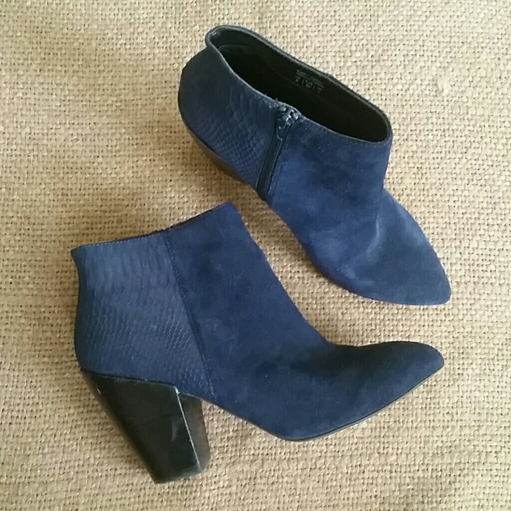 Navy blue  booties